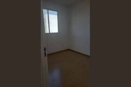 Quarto de apartamento para alugar com 2 quartos, 47m² em Padre Miguel, Rio de Janeiro