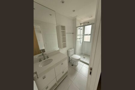 Apartamento à venda com 96m², 3 quartos e 3 vagas Apartamento à venda com 96m², 3 quartos e 3 vagasBanheiro