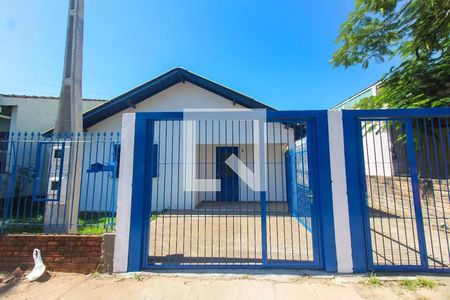 Casa à venda com 230m², 5 quartos e 3 vagasFachada