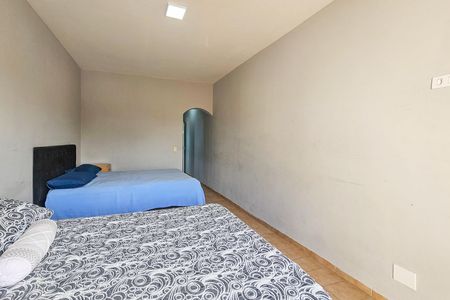Casa para alugar com 2000m², 4 quartos e 6 vagas
