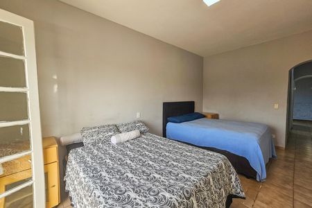 Casa para alugar com 2000m², 4 quartos e 6 vagas