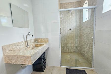 Casa para alugar com 2000m², 4 quartos e 6 vagas