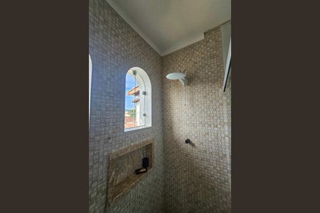 Casa para alugar com 2000m², 4 quartos e 6 vagas