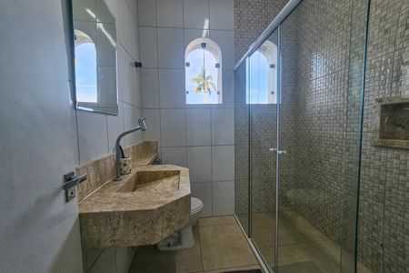 Casa para alugar com 2000m², 4 quartos e 6 vagas
