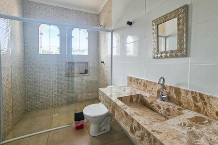 Casa para alugar com 2000m², 4 quartos e 6 vagas