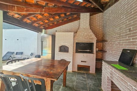 Casa para alugar com 2000m², 4 quartos e 6 vagas