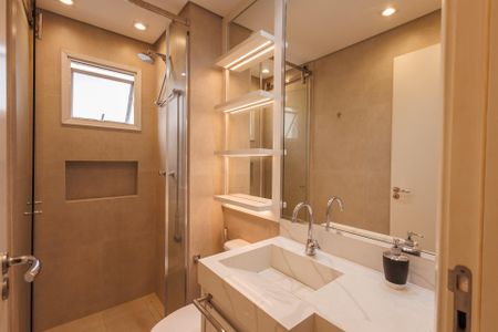 Apartamento para alugar com 65m², 2 quartos e 1 vaga Apartamento para alugar com 65m², 2 quartos e 1 vagaBanheiro da Suíte