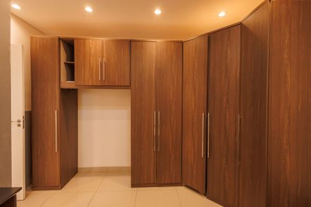Apartamento para alugar com 65m², 2 quartos e 1 vaga Apartamento para alugar com 65m², 2 quartos e 1 vagaSuíte