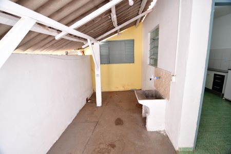 Casa para alugar com 150m², 2 quartos e 1 vagaÁrea de Serviço