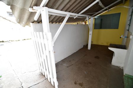 Casa para alugar com 150m², 2 quartos e 1 vagaÁrea de Serviço