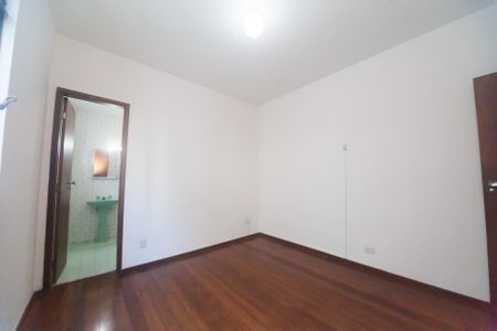 Apartamento para alugar com 90m², 3 quartos e 2 vagassuite