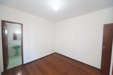 Apartamento para alugar com 90m², 3 quartos e 2 vagassuite