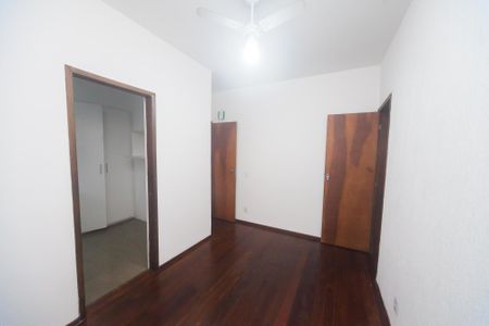 Apartamento para alugar com 90m², 3 quartos e 2 vagassala 2