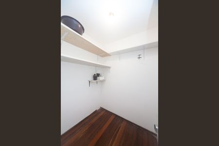 Apartamento para alugar com 90m², 3 quartos e 2 vagasQuarto de Serviço