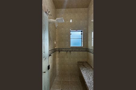 Casa à venda com 536m², 4 quartos e 11 vagas Casa à venda com 536m², 4 quartos e 11 vagasBanheiro da Suíte 1