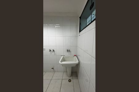 Área de Serviço de casa para alugar com 4 quartos, 536m² em Vila Alzira, Santo André