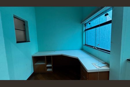 Casa à venda com 536m², 4 quartos e 11 vagas Casa à venda com 536m², 4 quartos e 11 vagasSuite 2