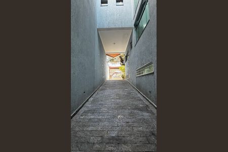 Casa à venda com 536m², 4 quartos e 11 vagas Casa à venda com 536m², 4 quartos e 11 vagasGaragem