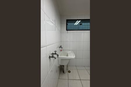 Casa à venda com 536m², 4 quartos e 11 vagas Casa à venda com 536m², 4 quartos e 11 vagasÁrea de Serviço