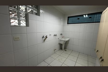 Casa à venda com 536m², 4 quartos e 11 vagas Casa à venda com 536m², 4 quartos e 11 vagasÁrea de Serviço