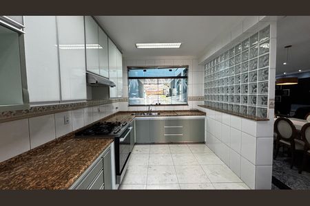 Cozinha de casa para alugar com 4 quartos, 536m² em Vila Alzira, Santo André