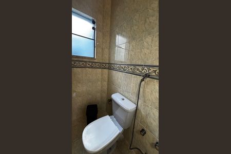 Casa à venda com 536m², 4 quartos e 11 vagas Casa à venda com 536m², 4 quartos e 11 vagasBanheiro da Suíte 1