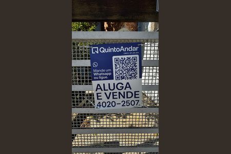 Casa à venda com 536m², 4 quartos e 11 vagas Casa à venda com 536m², 4 quartos e 11 vagasPlaca