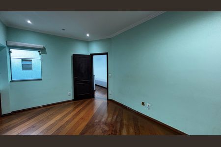 Casa à venda com 536m², 4 quartos e 11 vagas Casa à venda com 536m², 4 quartos e 11 vagasSuite 2