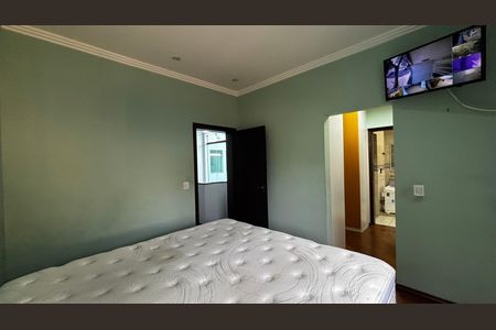 Casa à venda com 536m², 4 quartos e 11 vagas Casa à venda com 536m², 4 quartos e 11 vagasSuite 1