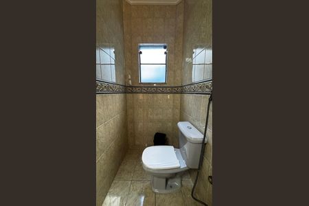 Casa à venda com 536m², 4 quartos e 11 vagas Casa à venda com 536m², 4 quartos e 11 vagasBanheiro da Suíte 1