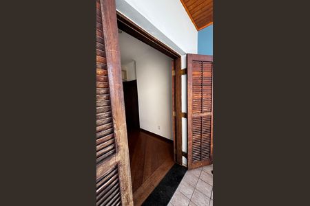 Casa à venda com 536m², 4 quartos e 11 vagas Casa à venda com 536m², 4 quartos e 11 vagasSuite 3 Varanda