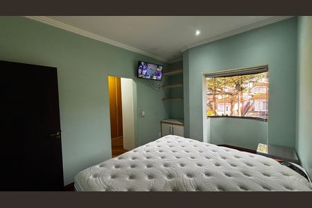 Casa à venda com 536m², 4 quartos e 11 vagas Casa à venda com 536m², 4 quartos e 11 vagasSuite 1