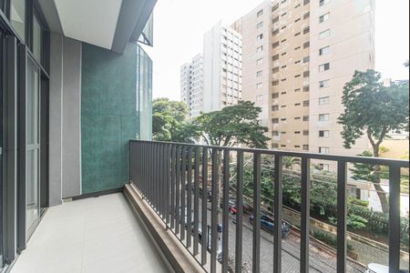 Apartamento para alugar com 36m², 1 quarto e sem vaga Apartamento para alugar com 36m², 1 quarto e sem vagaVaranda