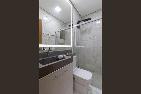 Apartamento para alugar com 45m², 2 quartos e 1 vaga Apartamento para alugar com 45m², 2 quartos e 1 vagaBanheiro