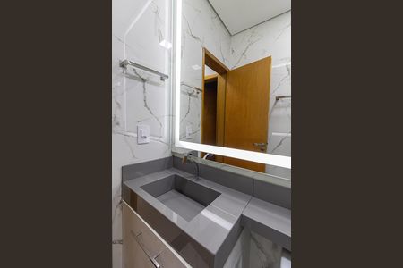 Apartamento para alugar com 45m², 2 quartos e 1 vaga Apartamento para alugar com 45m², 2 quartos e 1 vagaBanheiro