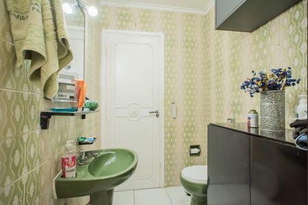 Casa para alugar com 210m², 4 quartos e 2 vagasBanheiro