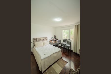 Casa para alugar com 210m², 4 quartos e 2 vagasQuarto 1