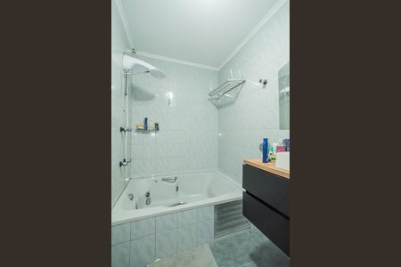 Casa para alugar com 210m², 4 quartos e 2 vagasBanheiro da Suíte