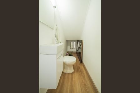 Casa para alugar com 210m², 4 quartos e 2 vagasLavabo