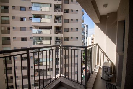 Studio à venda com 38m², 1 quarto e sem vaga Studio à venda com 38m², 1 quarto e sem vagaVaranda