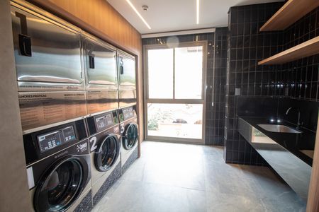 Studio à venda com 38m², 1 quarto e sem vaga Studio à venda com 38m², 1 quarto e sem vagaÁrea comum - Lavanderia