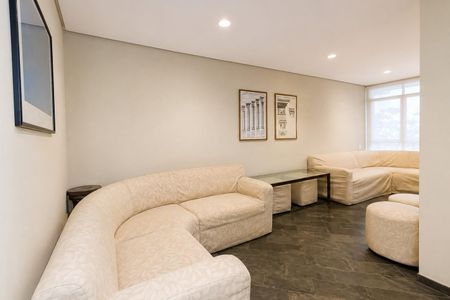 Apartamento à venda com 42m², 1 quarto e 1 vaga