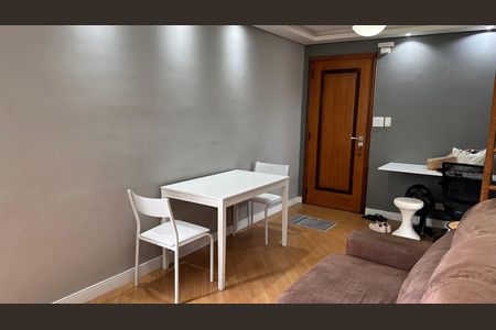 Apartamento para alugar com 2 quartos, 50m² em Santo Amaro, São Paulo