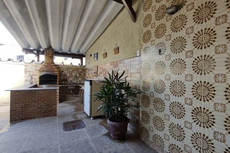 Casa de condomínio à venda com 218m², 5 quartos e 2 vagas Casa de condomínio à venda com 218m², 5 quartos e 2 vagasÁrea comum