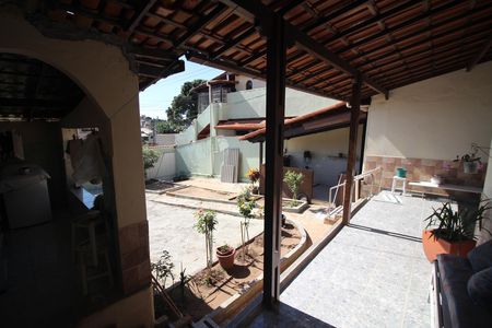 Casa à venda com 434m², 4 quartos e 3 vagasQuintal