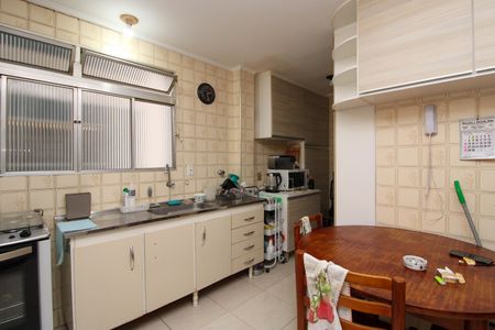 Apartamento à venda com 100m², 4 quartos e 1 vaga Apartamento à venda com 100m², 4 quartos e 1 vagaCozinha