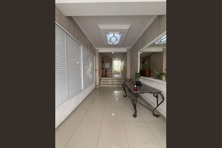 Studio para alugar com 25m², 1 quarto e sem vaga Studio para alugar com 25m², 1 quarto e sem vagaHall