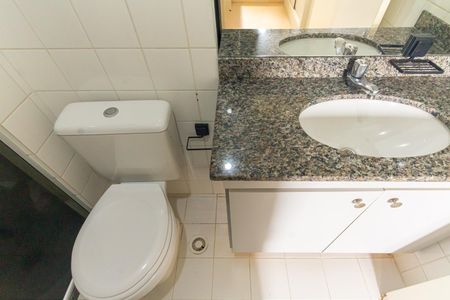 Apartamento para alugar com 64m², 3 quartos e 1 vaga Apartamento para alugar com 64m², 3 quartos e 1 vagaBanheiro da Suíte