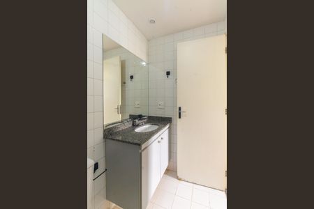 Apartamento para alugar com 64m², 3 quartos e 1 vaga Apartamento para alugar com 64m², 3 quartos e 1 vagaBanheiro da Suíte