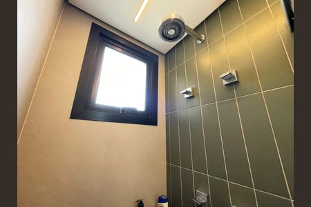 Banheiro de apartamento para alugar com 2 quartos, 44m² em Butantã, São Paulo